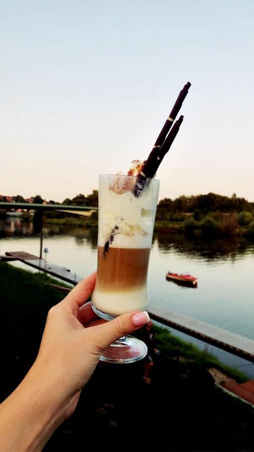 Hotel Vistula Krasków Εξωτερικό φωτογραφία