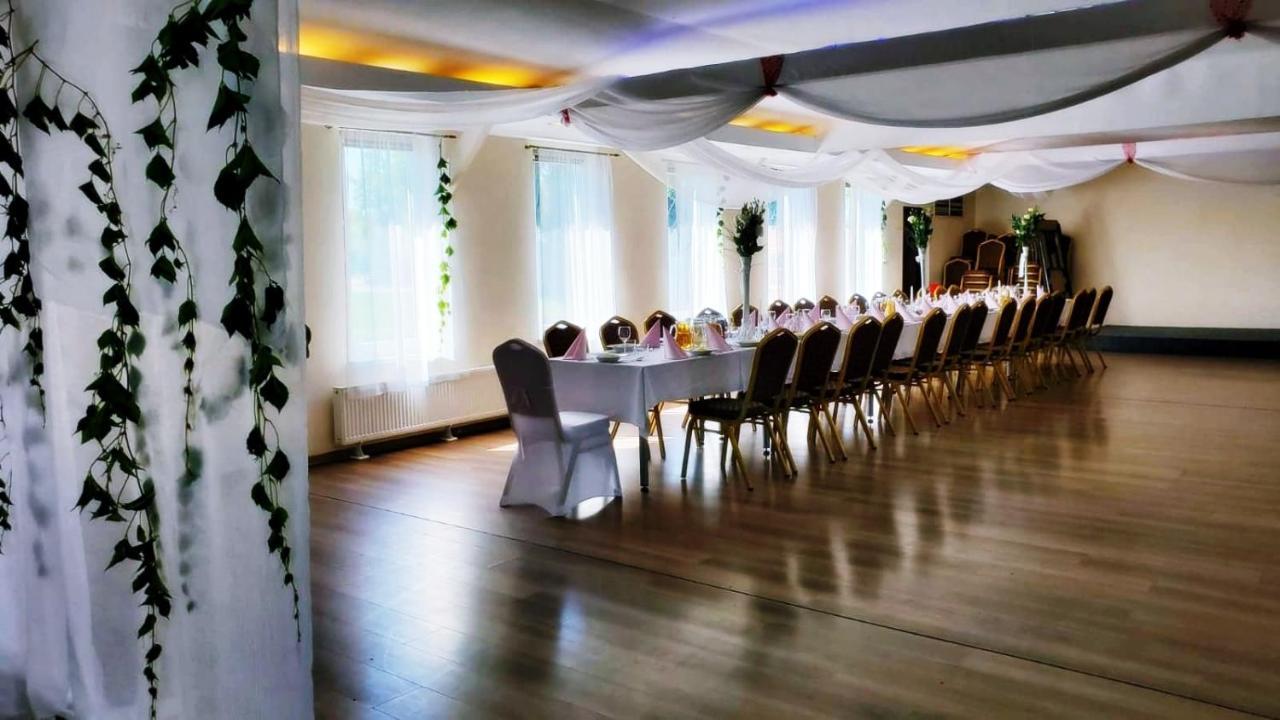 Hotel Vistula Krasków Εξωτερικό φωτογραφία