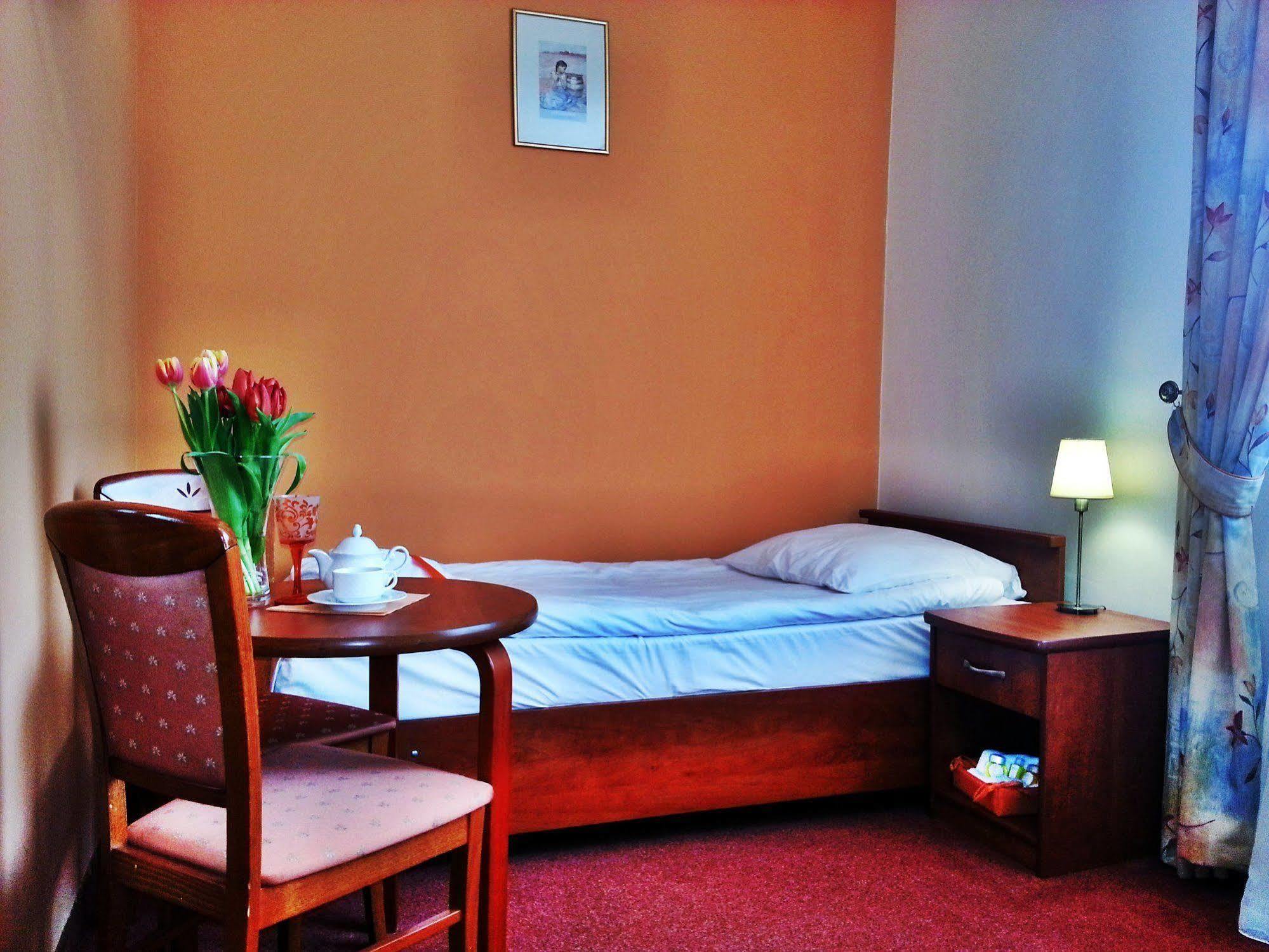 Hotel Vistula Krasków Εξωτερικό φωτογραφία